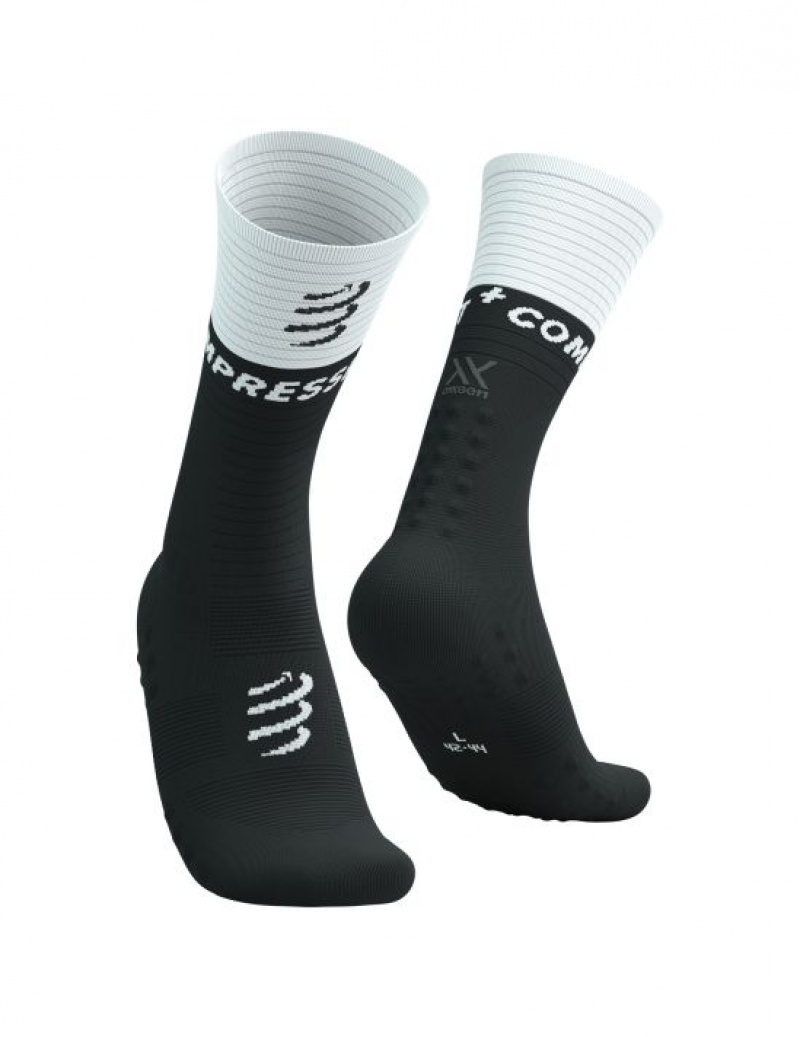 Compressport Mid Compression Socks V2.0 Muške Čarape Za Trčanje Crne Bijele | 524-ALRNHD