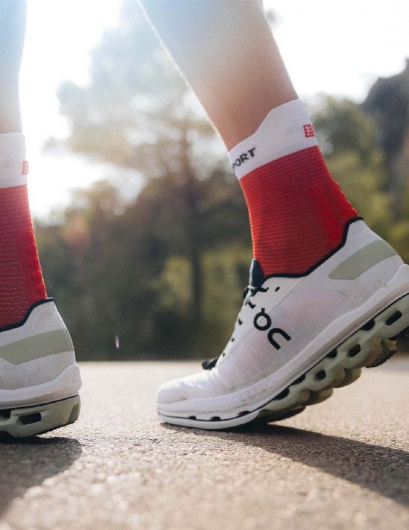 Compressport Pro Racing Socks v4.0 Run High Muške Čarape Za Trčanje Crvene Bijele | 392-BZLQDT