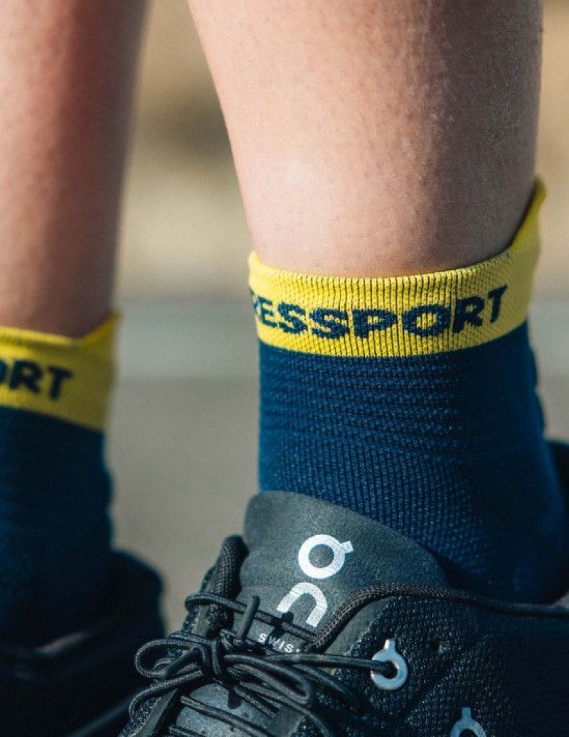 Compressport Pro Racing Socks v4.0 Run Low Muške Čarape Za Trčanje Zelene | 781-PTHIDL